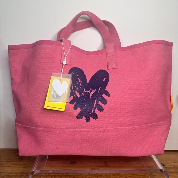 KERRI ROSENTHAL - The Small Tote Pop Heart Bag In Rhubarb NEW (Retail $148) - Picture 1 of 4